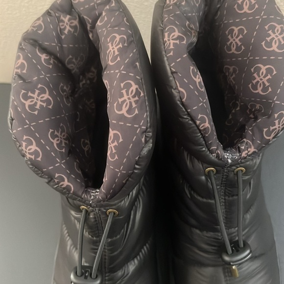 Guess rain boots - Picture 3 of 6